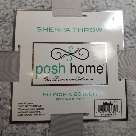 Posh Home Sherpa White, Grey Blanket Throw NWT - Picture 3 of 3